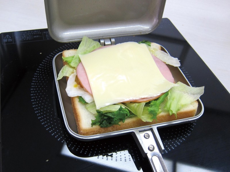 スナックホットサンド