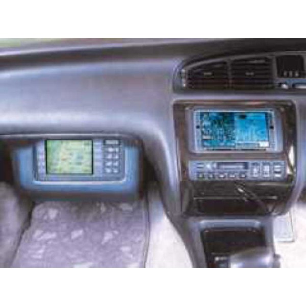 マルチビジョンアダプターキット クラウン140系